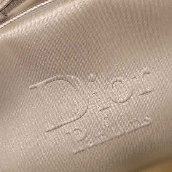 DIOR Parfums Cosmetic Case Bag White Silver - Picture 8 of 11
